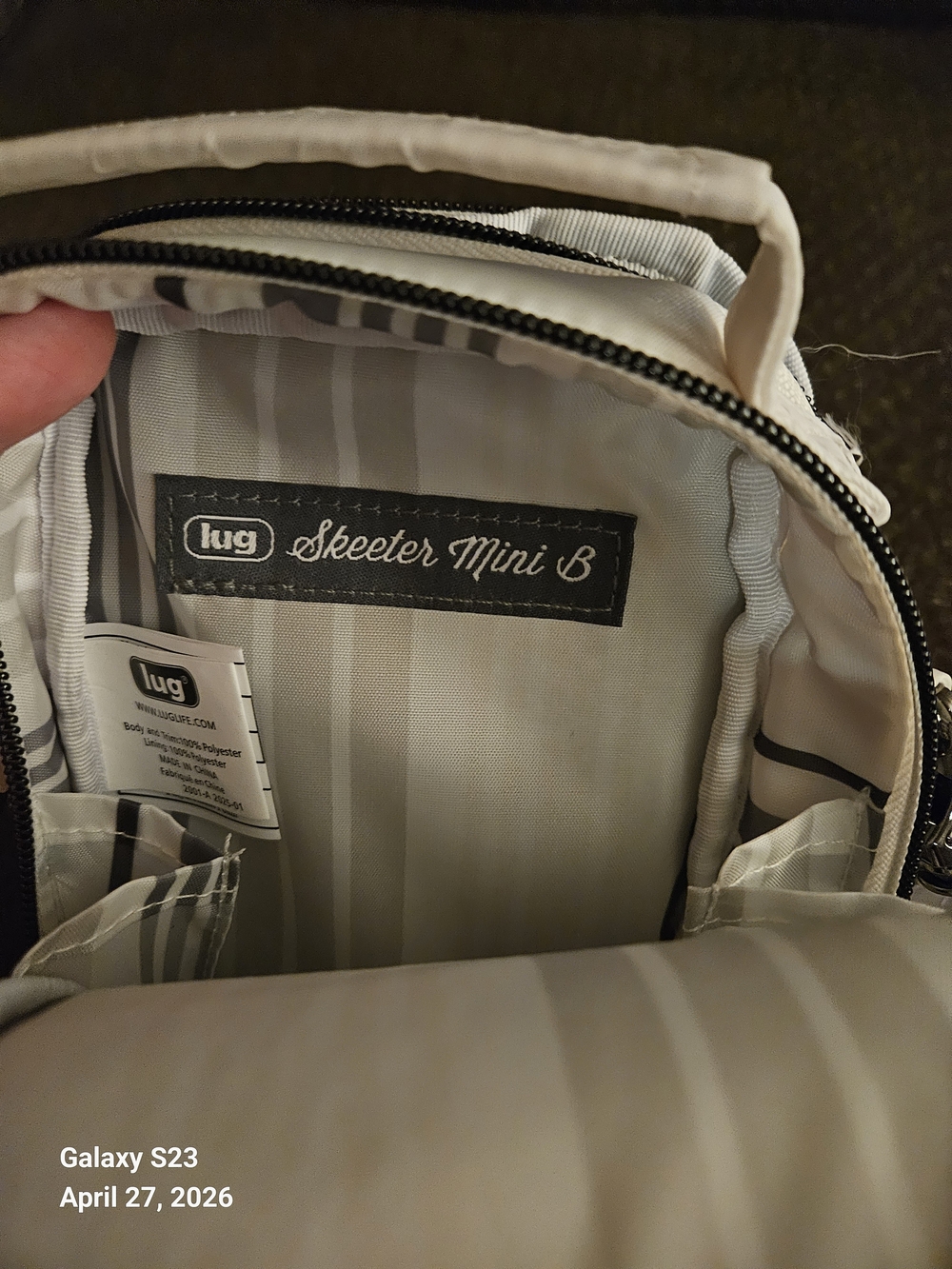 lug White Quilted Crossbody Bag - Picture 3 of 3